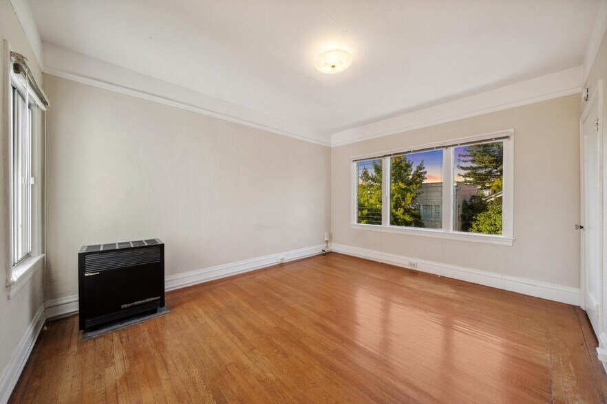 309 63rd St, Oakland, CA à vendre - Photo du bâtiment - Image 3 de 46