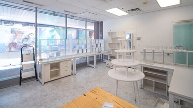 7 SW 1st Ave SW, Rochester, MN for lease Interior Photo- Image 2 of 5