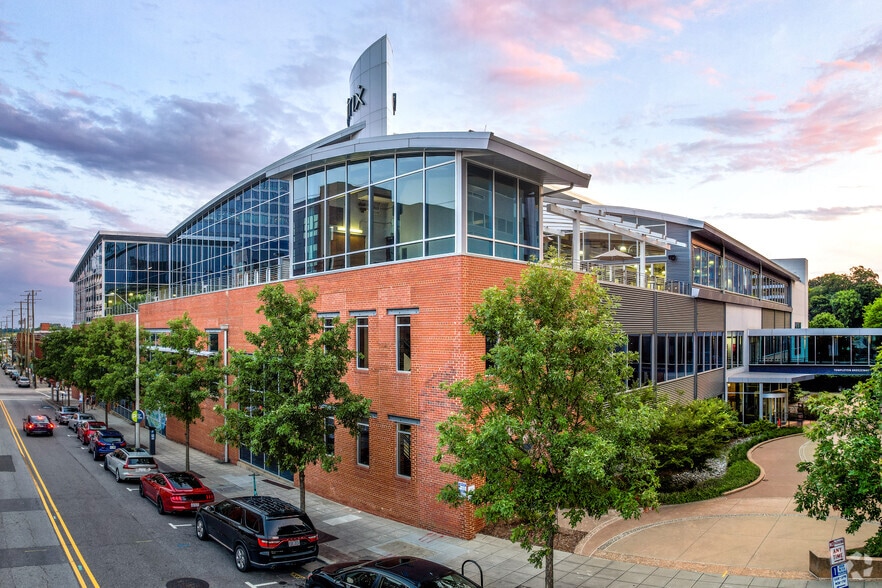 120 S West St, Raleigh, NC à louer - Photo du bâtiment - Image 1 de 9