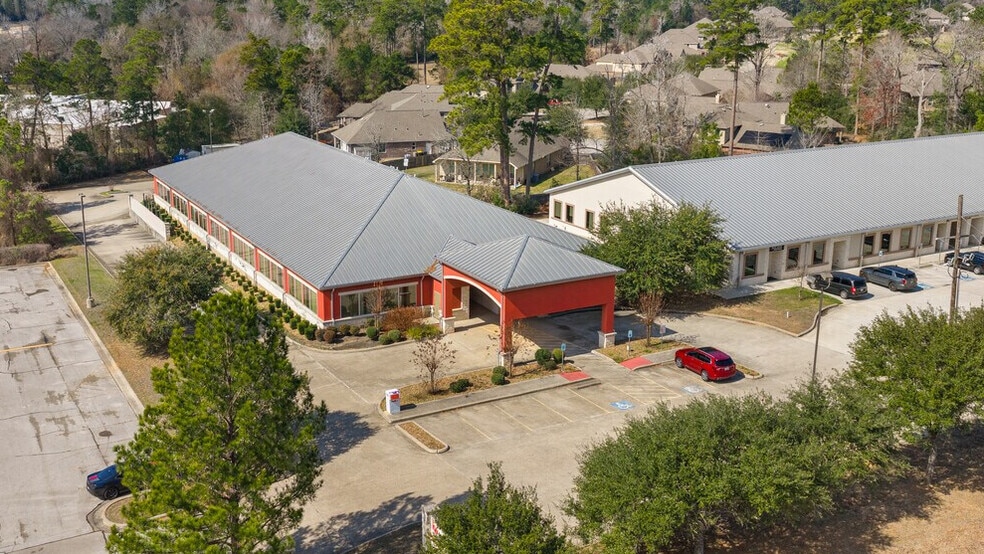 2200 N FM 3083 Rd W, Conroe, TX for lease - Building Photo - Image 2 of 29