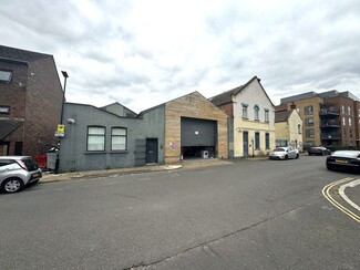 Plus de détails pour Brook Ln N, Brentford - Industriel à vendre