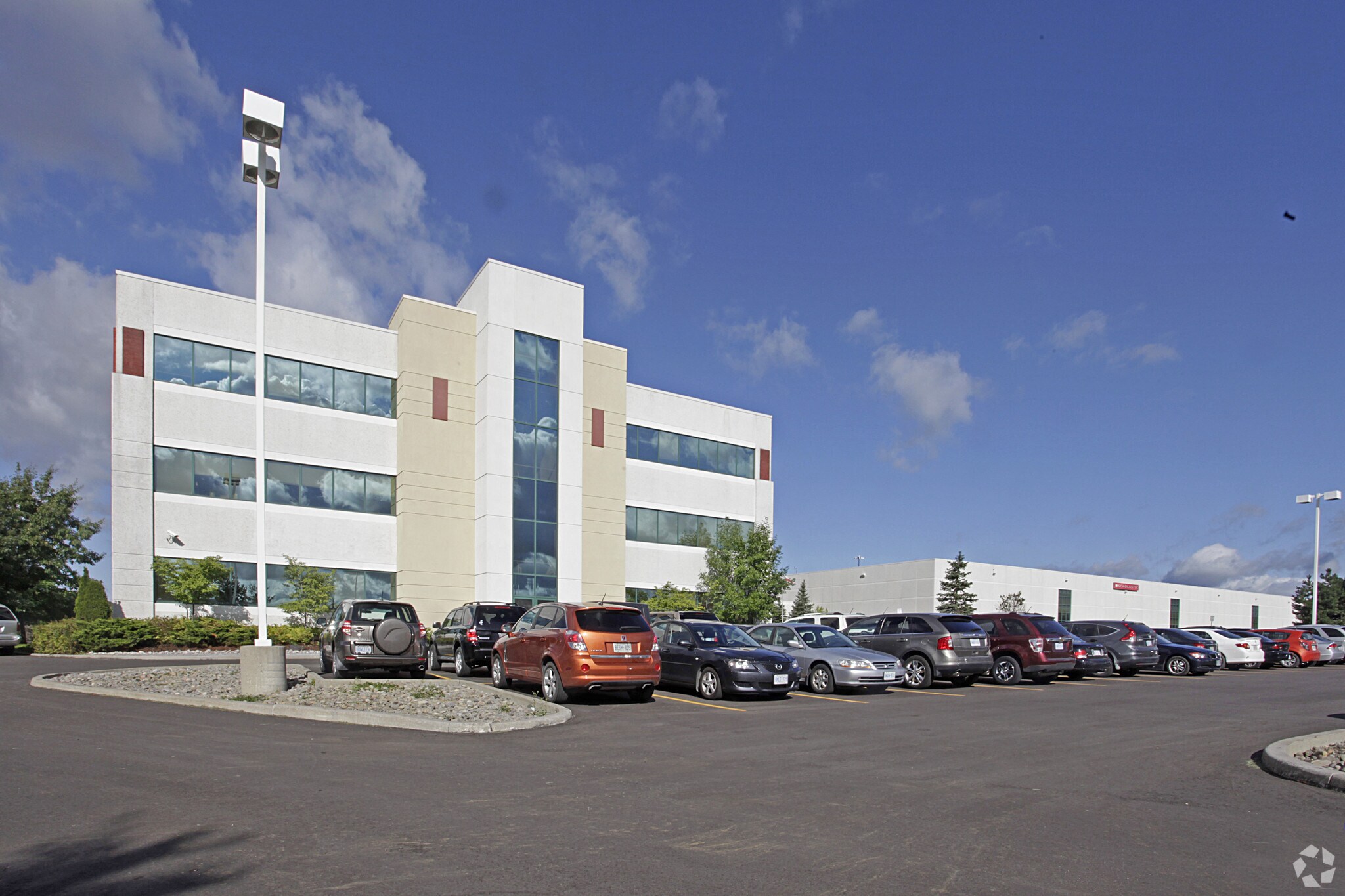 175 Hillmount Rd, Markham, ON à louer Photo principale- Image 1 de 4