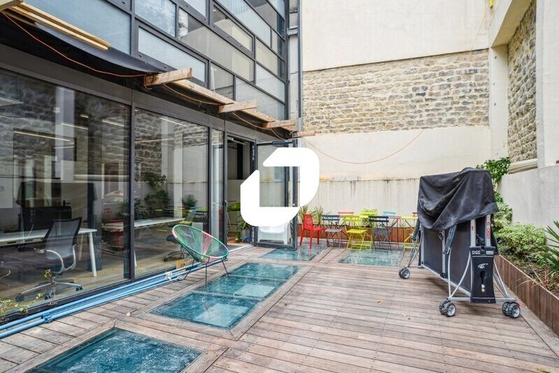 Bureau dans Paris à vendre - Photo du bâtiment - Image 3 de 14