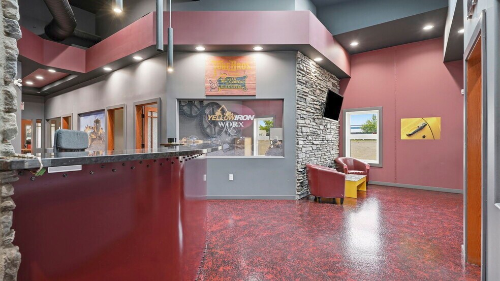 490 South Ave, Spruce Grove, AB à vendre - Hall d’entrée - Image 1 de 29