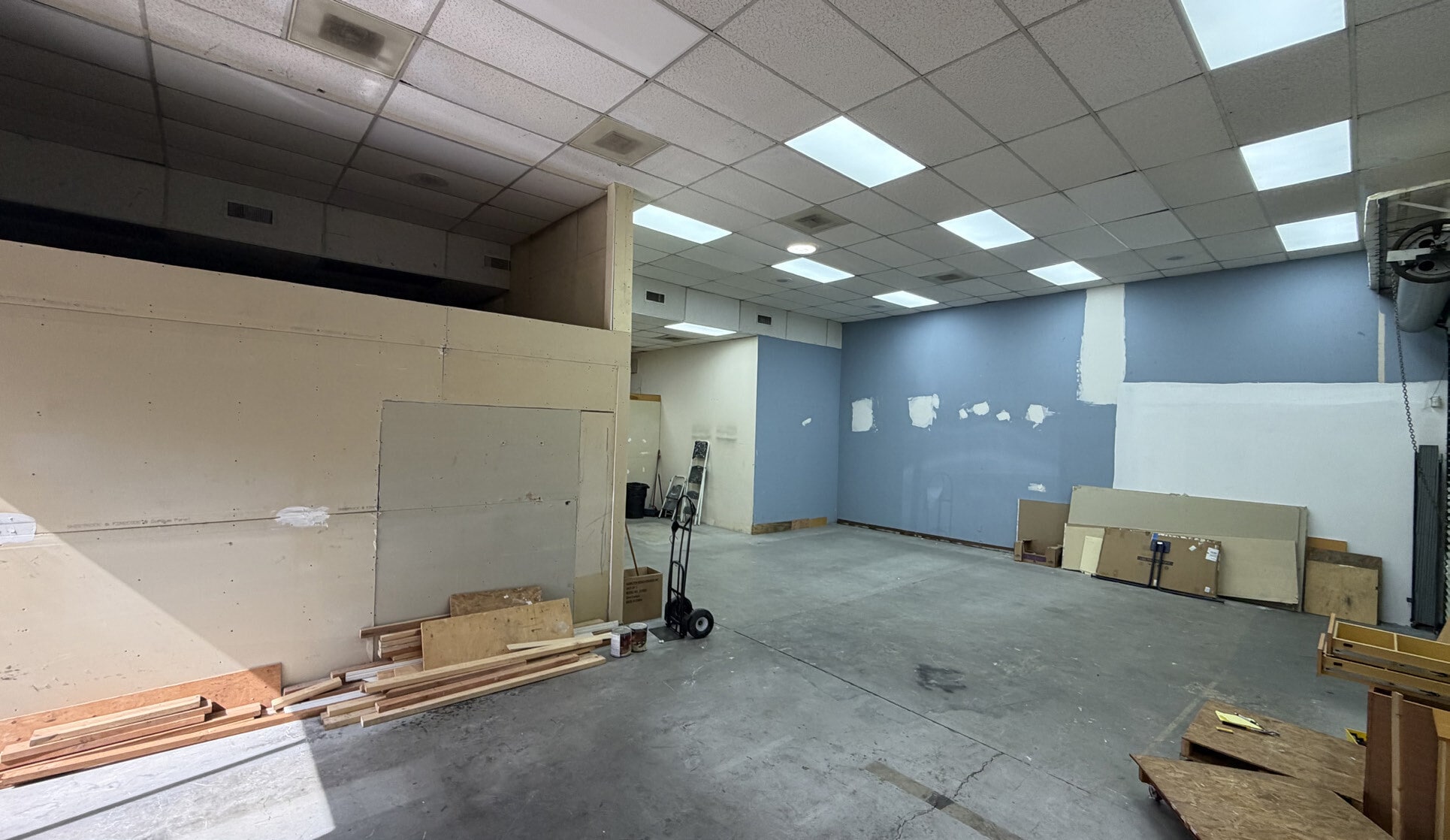 4656 Mission Gorge Pl, San Diego, CA for lease Construction Photo- Image 1 of 8
