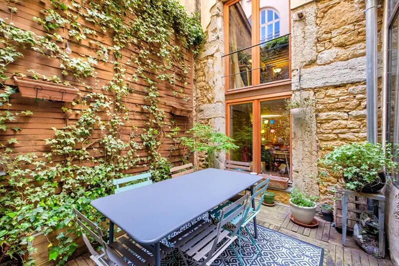 Bureau dans Lyon à vendre - Photo du bâtiment - Image 2 de 10