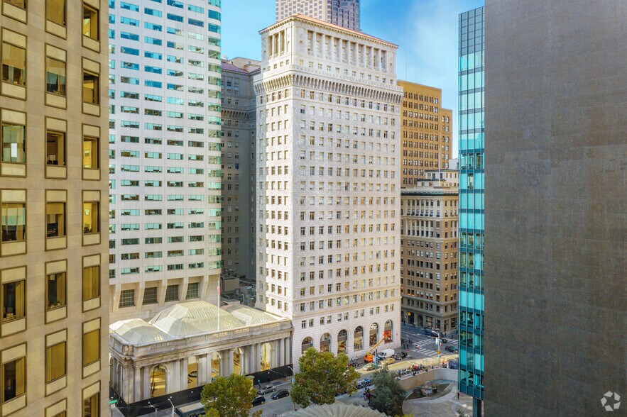 225 Bush St, San Francisco, CA à louer - Photo du bâtiment - Image 2 de 6