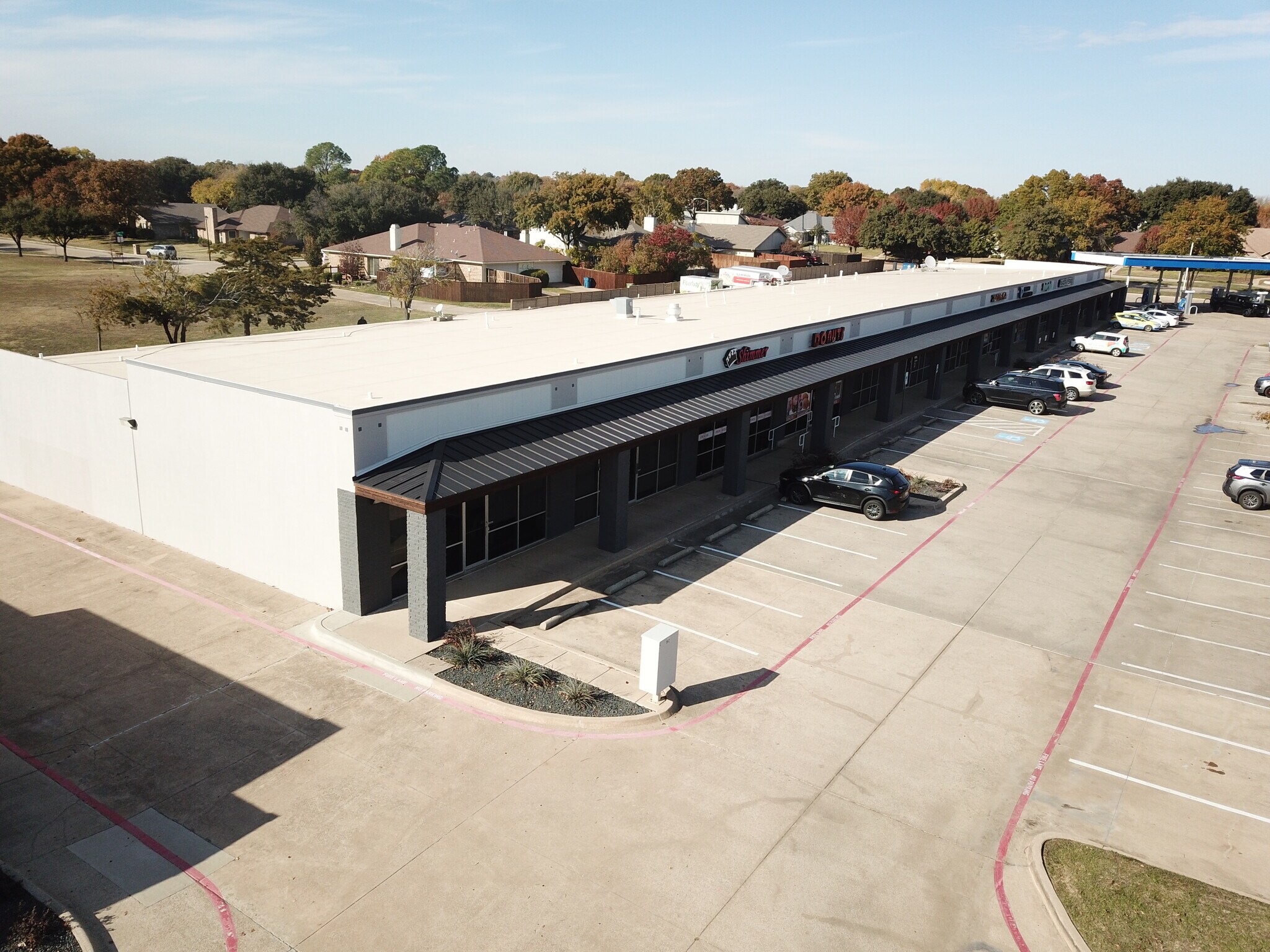 966-998 N Garden Ridge Blvd, Lewisville, TX for lease Building Photo- Image 1 of 4
