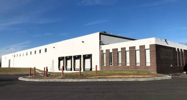 332 Applegarth Rd, Monroe Township, NJ for lease - Building Photo - Image 1 of 4