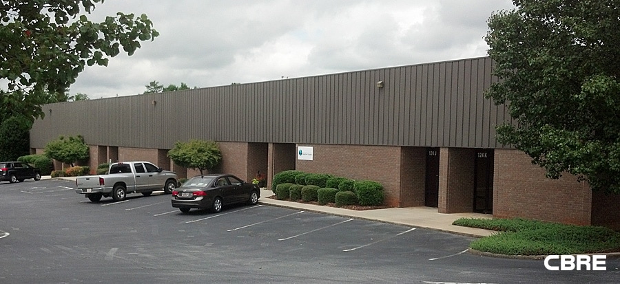 120 Old Mill Rd, Greenville, SC à louer - Photo du bâtiment - Image 3 de 12