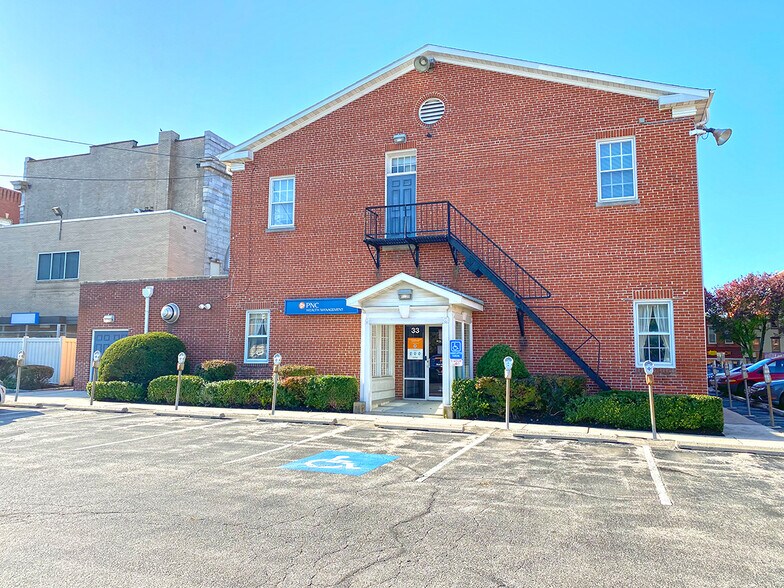 33 Carlisle St, Hanover, PA à vendre - Photo du bâtiment - Image 2 de 3