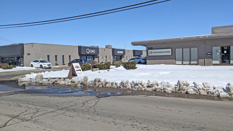 1106-1112 Dearness Dr, London, ON à vendre - Photo du bâtiment - Image 1 de 1
