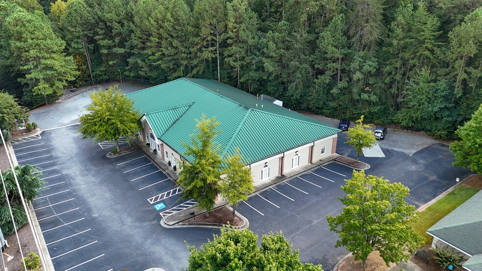 3980 Shallowford Rd, Marietta, GA for sale - Building Photo - Image 2 of 37