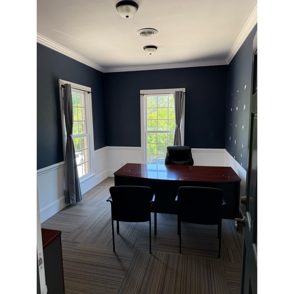 1236 Ebenezer Rd, Rock Hill, SC for sale - Interior Photo - Image 3 of 6