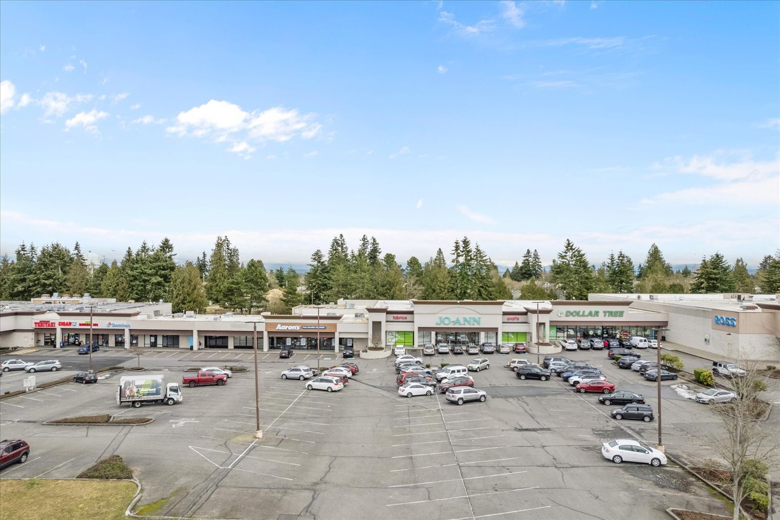 7601-7621 Evergreen Way, Everett, WA à louer Photo du bâtiment- Image 1 de 1