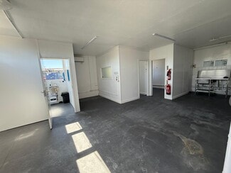 Plus de détails pour College Rd N, Aylesbury - Bureau, Industriel à louer