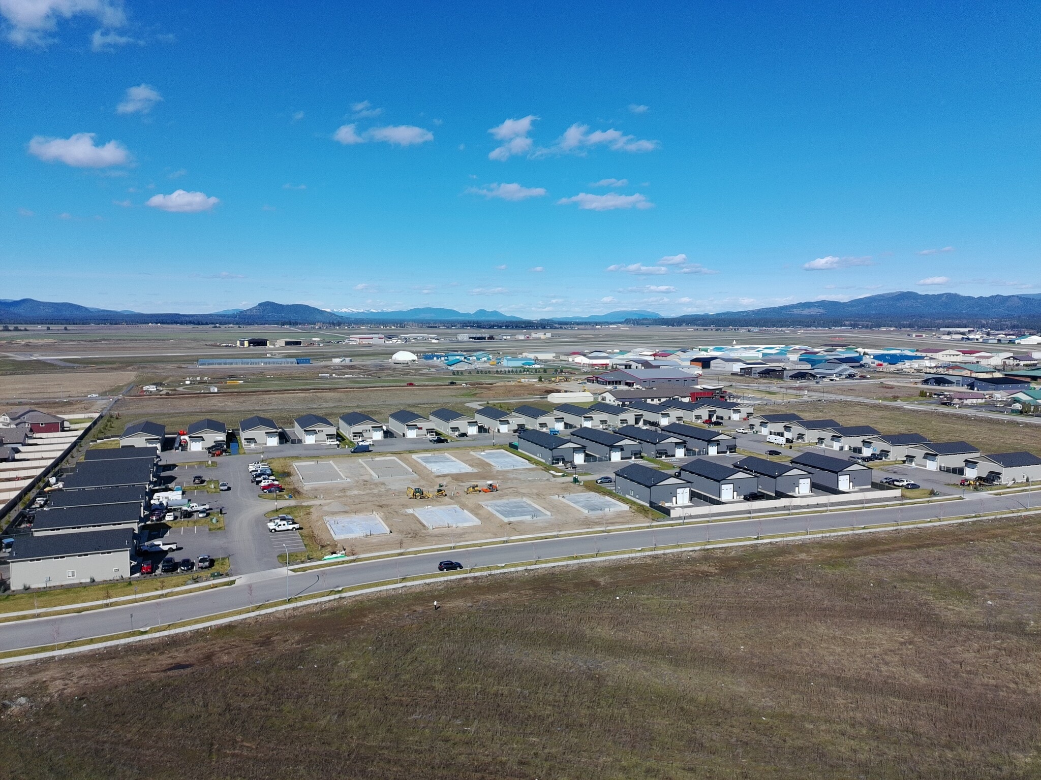 3425 W Libby Ln, Hayden, ID for lease Primary Photo- Image 1 of 6