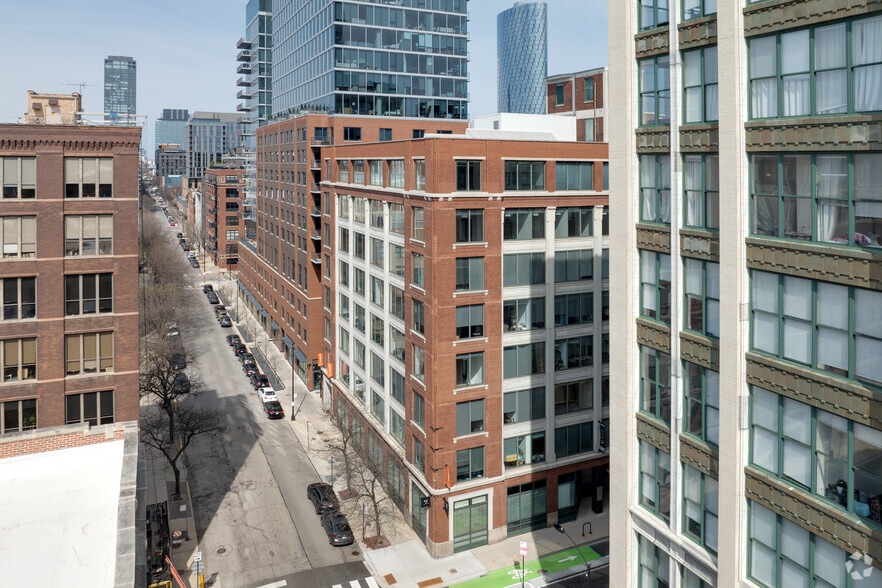 850 W Jackson Blvd, Chicago, IL à louer - Photo du bâtiment - Image 3 de 8