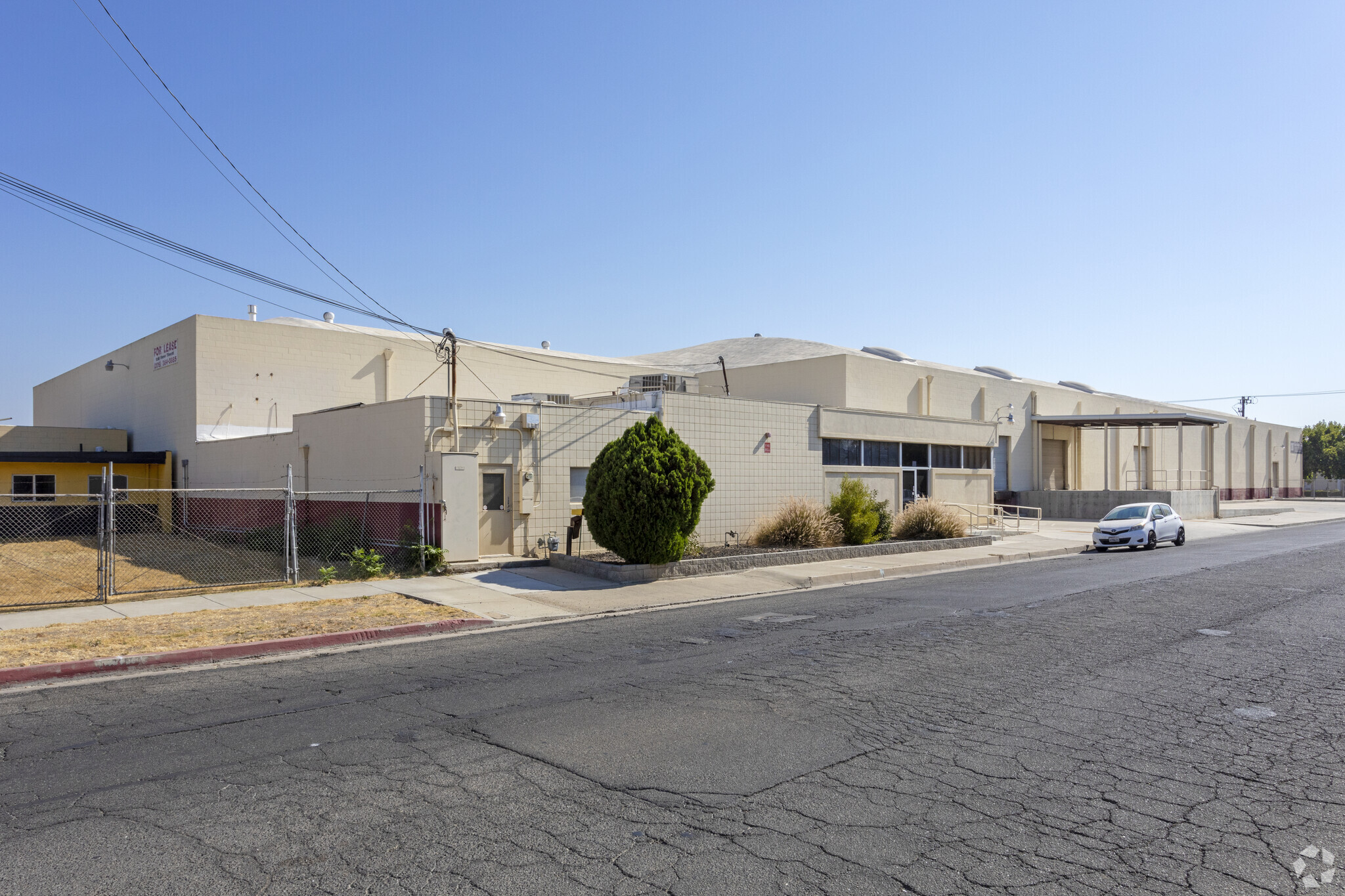 855 W 15th St, Merced, CA for lease Building Photo- Image 1 of 3