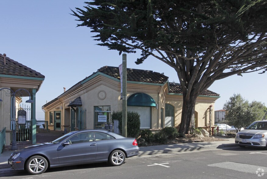 550 Wave St, Monterey, CA à louer - Photo du bâtiment - Image 3 de 8