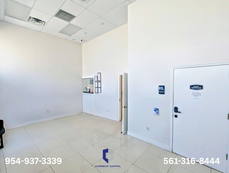 1100 W Oakland Park Blvd, Fort Lauderdale, FL à louer - Photo du bâtiment - Image 3 de 26