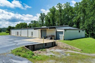 Plus de détails pour 690 Shepherd St, Hendersonville, NC - Local d'activités à louer