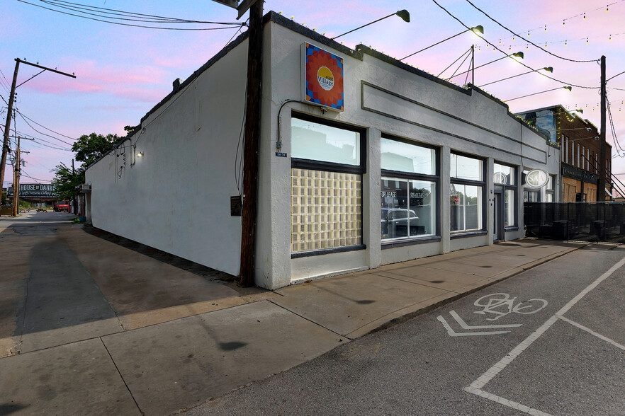 815 E 3rd St, Tulsa, OK for lease - Building Photo - Image 1 of 19