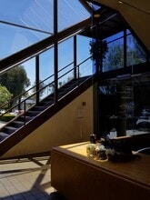 517 N Mountain Ave, Upland, CA à louer Photo intérieure- Image 2 de 3