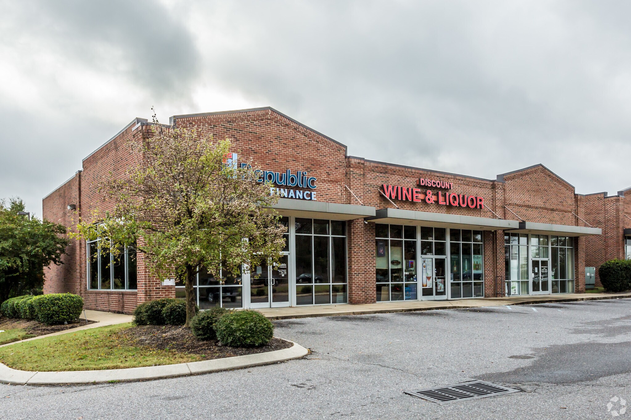 Airways & Stateline, Southaven, MS à louer Photo principale- Image 1 de 7