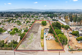 4625 Philadelphia St, Chino, CA - Aérien  Vue de la carte - Image1