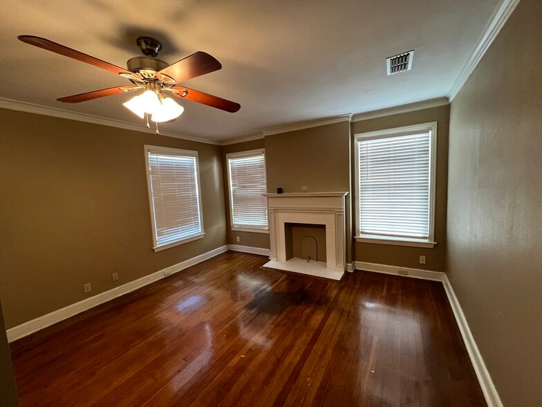 3545 Youree Dr, Shreveport, LA for lease - Building Photo - Image 3 of 7