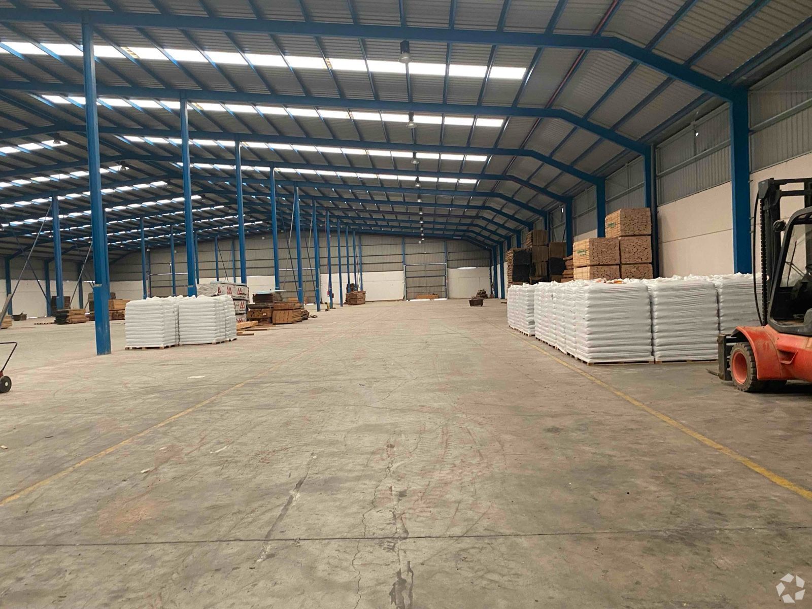 Industrial in Torija, Guadalajara for lease Primary Photo- Image 1 of 11