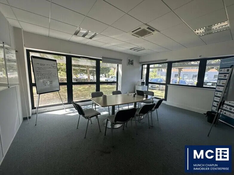 Office in Schiltigheim for sale - Interior Photo - Image 1 of 5