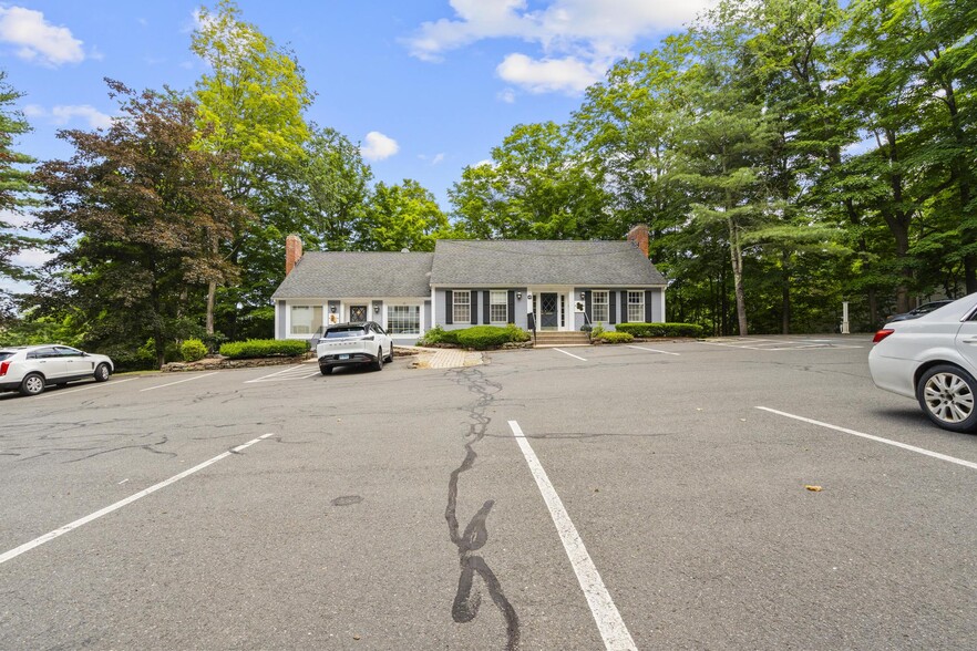 45 W Main St, Avon, CT for sale - Building Photo - Image 3 of 20