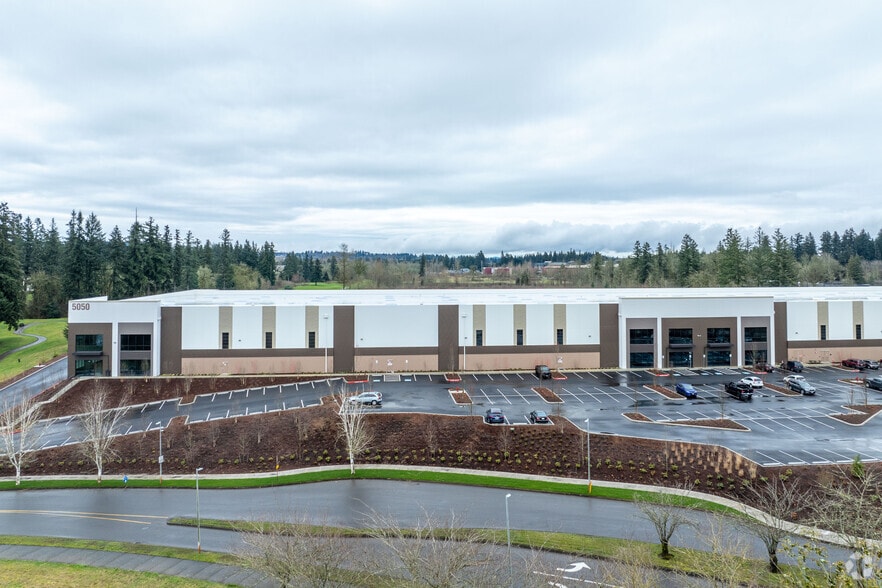 5050 NW Camas Meadows Dr, Camas, WA for sale - Building Photo - Image 3 of 5