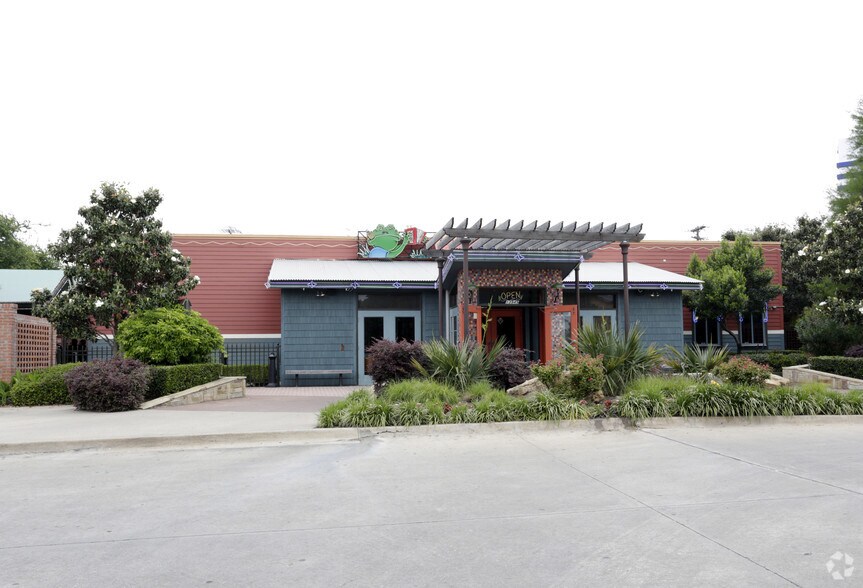 13949 N Central Expy, Dallas, TX for sale - Building Photo - Image 2 of 4