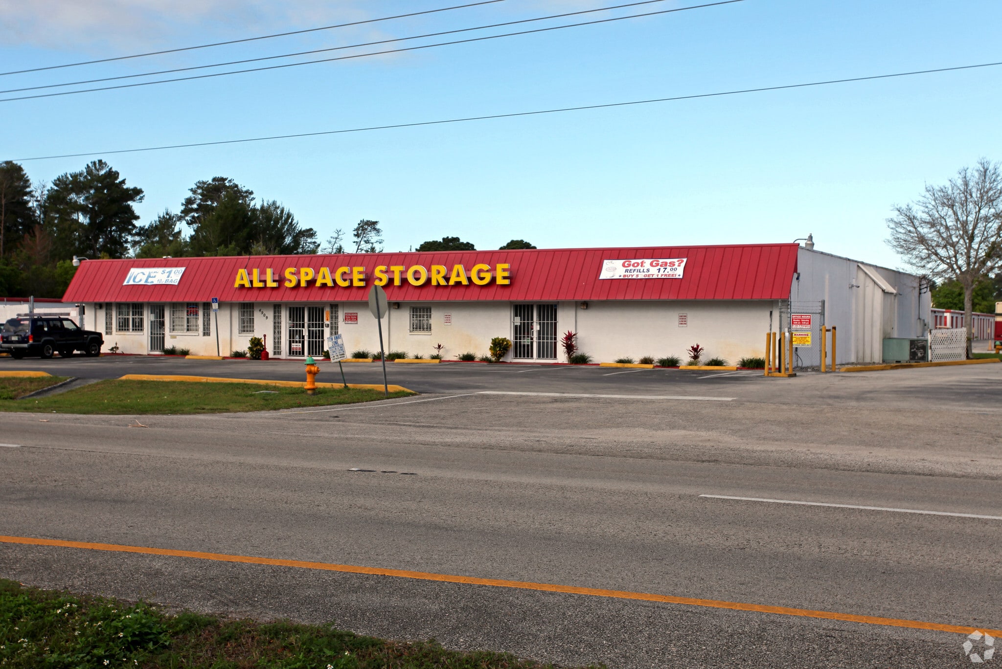 4909 N Cocoa Blvd, Cocoa, FL for lease Primary Photo- Image 1 of 5