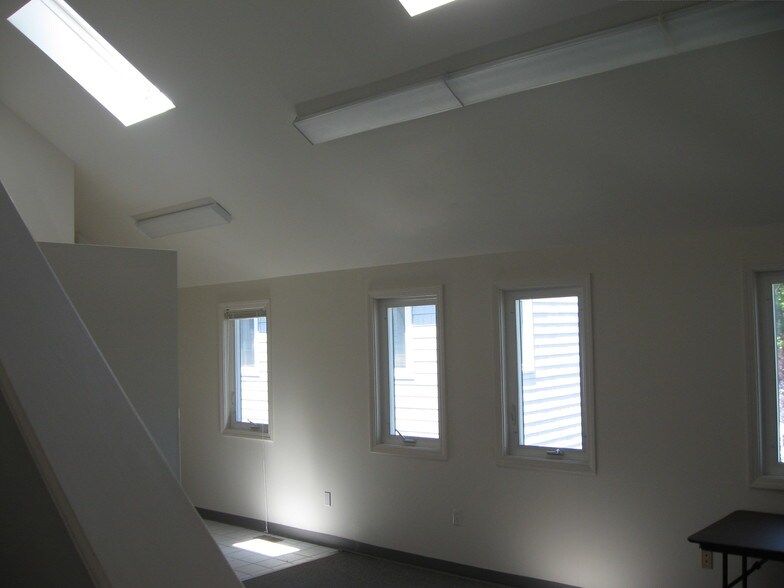 123-125 Washington St, Foxborough, MA à louer - Photo intérieure - Image 3 de 6