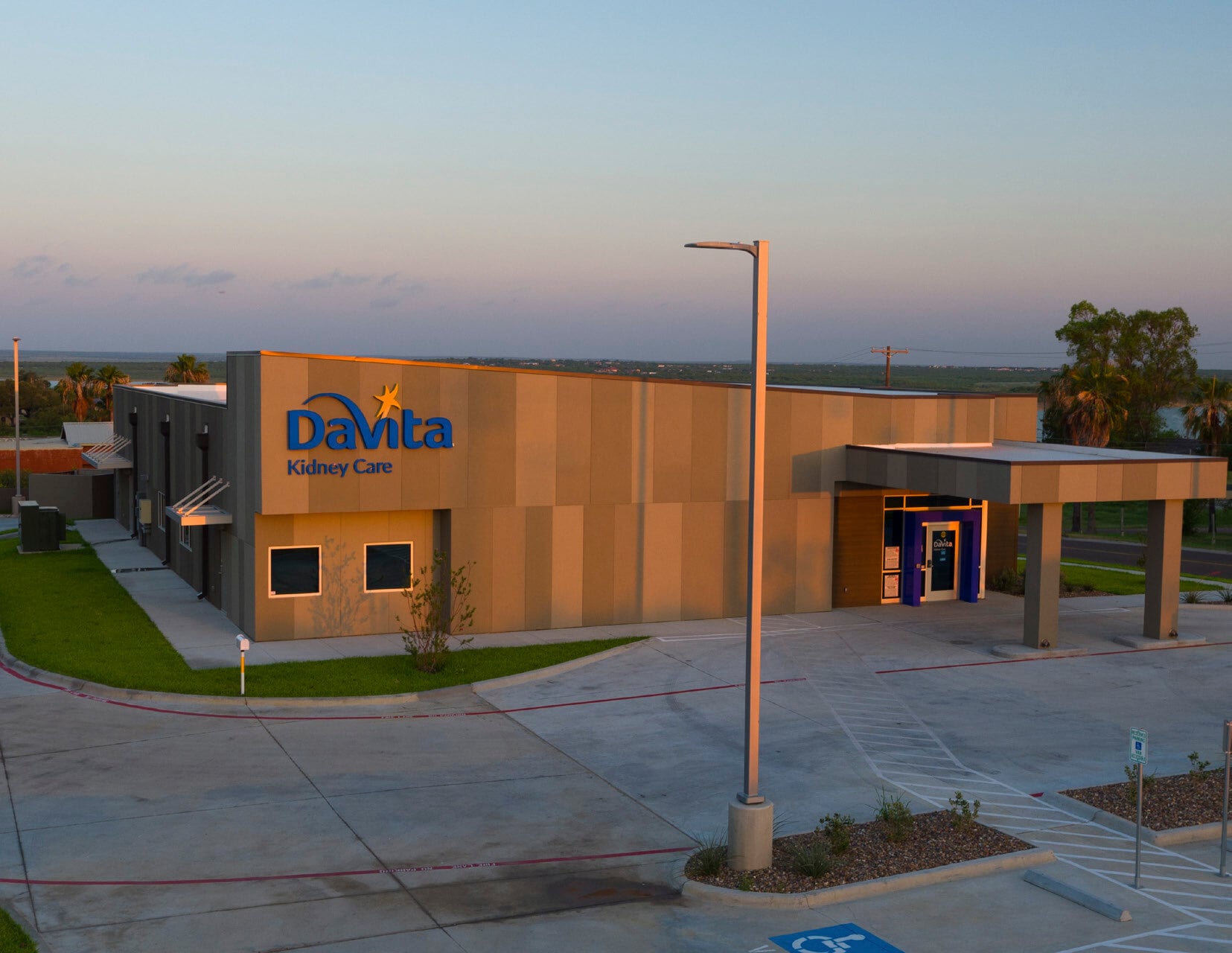 2860 S US Highway 83, Zapata, TX for sale Primary Photo- Image 1 of 8