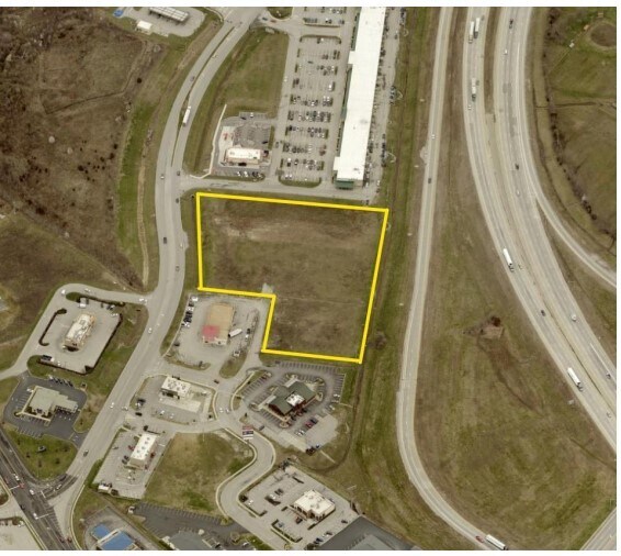 217 Conestoga Pky, Shepherdsville, KY for sale - Primary Photo - Image 1 of 2