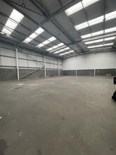 Cray Ave, Orpington for lease Interior Photo- Image 1 of 2
