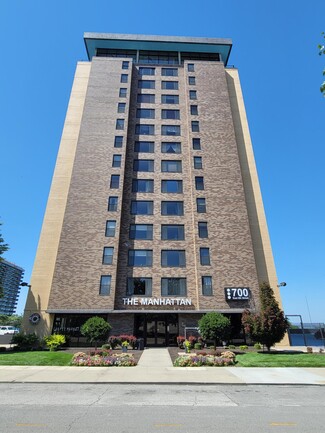 Plus de détails pour 700 E 8th St, Kansas City, MO - Multi-résidentiel à vendre