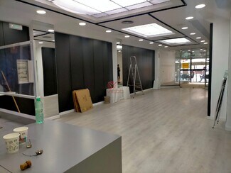 Plus de détails pour Commerce de détail à louer