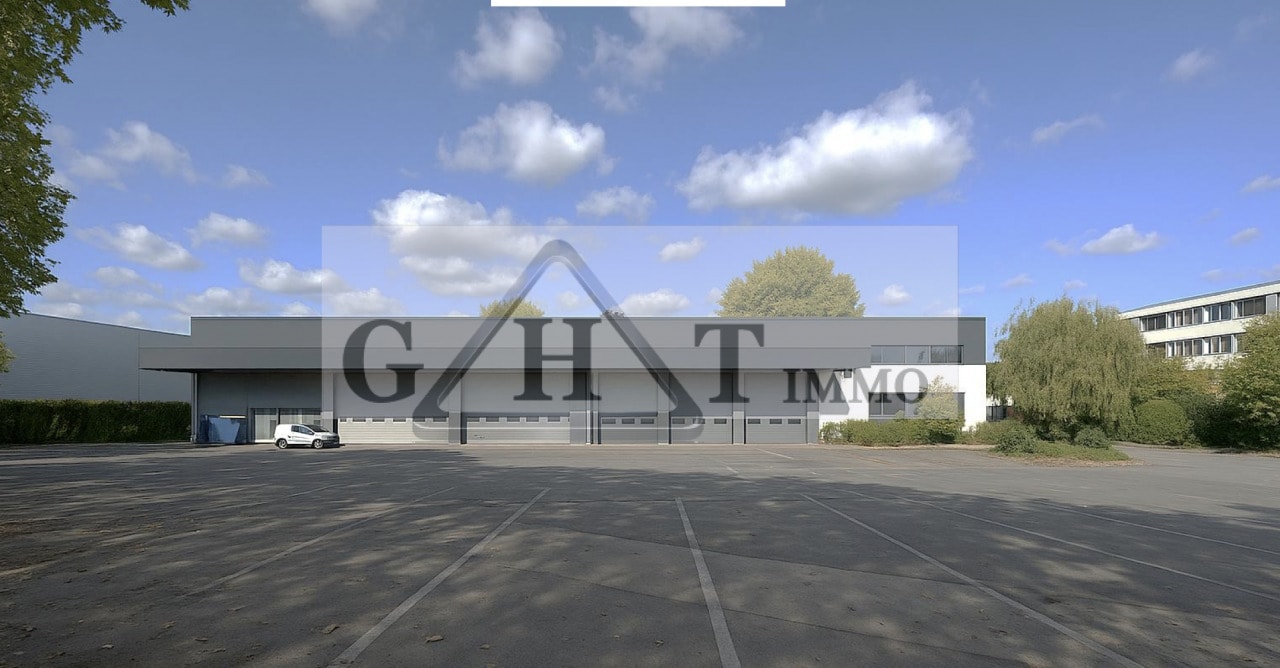 Industrial in Villeneuve-la-Garenne for lease Building Photo- Image 1 of 4