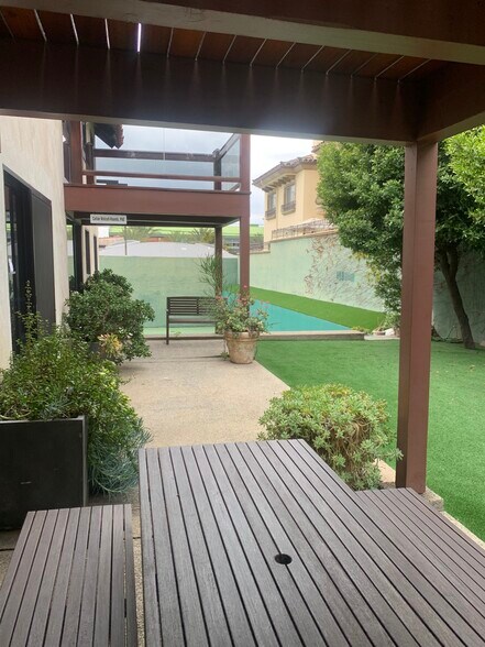 479 S Marengo Ave, Pasadena, CA à louer - Photo du bâtiment - Image 3 de 11