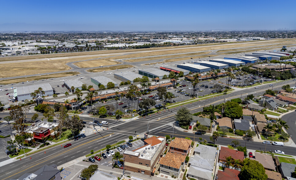 3525 E Pacific Coast Hwy, Torrance, CA for lease - Building Photo - Image 2 of 9