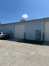 1481 Market Cir, Port Charlotte, FL for lease Building Photo- Image 2 of 4