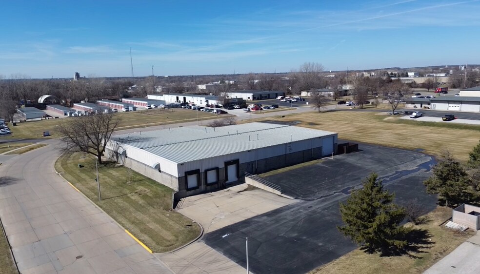238 Alexander Ave, Ames, IA à vendre - Photo du bâtiment - Image 3 de 14