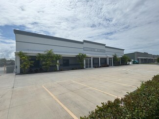 Plus de détails pour 669 Stonecrest Ln, Cape Coral, FL - Industriel à louer