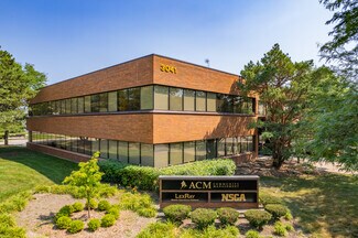 Plus de détails pour 3041 Woodcreek Dr, Downers Grove, IL - Bureau à louer